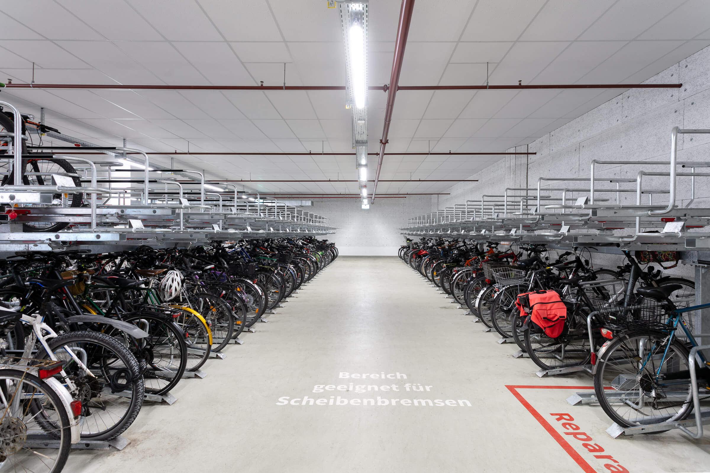 Fahrradparkhaus Augsburg Fahrradparkhaus Augsburg