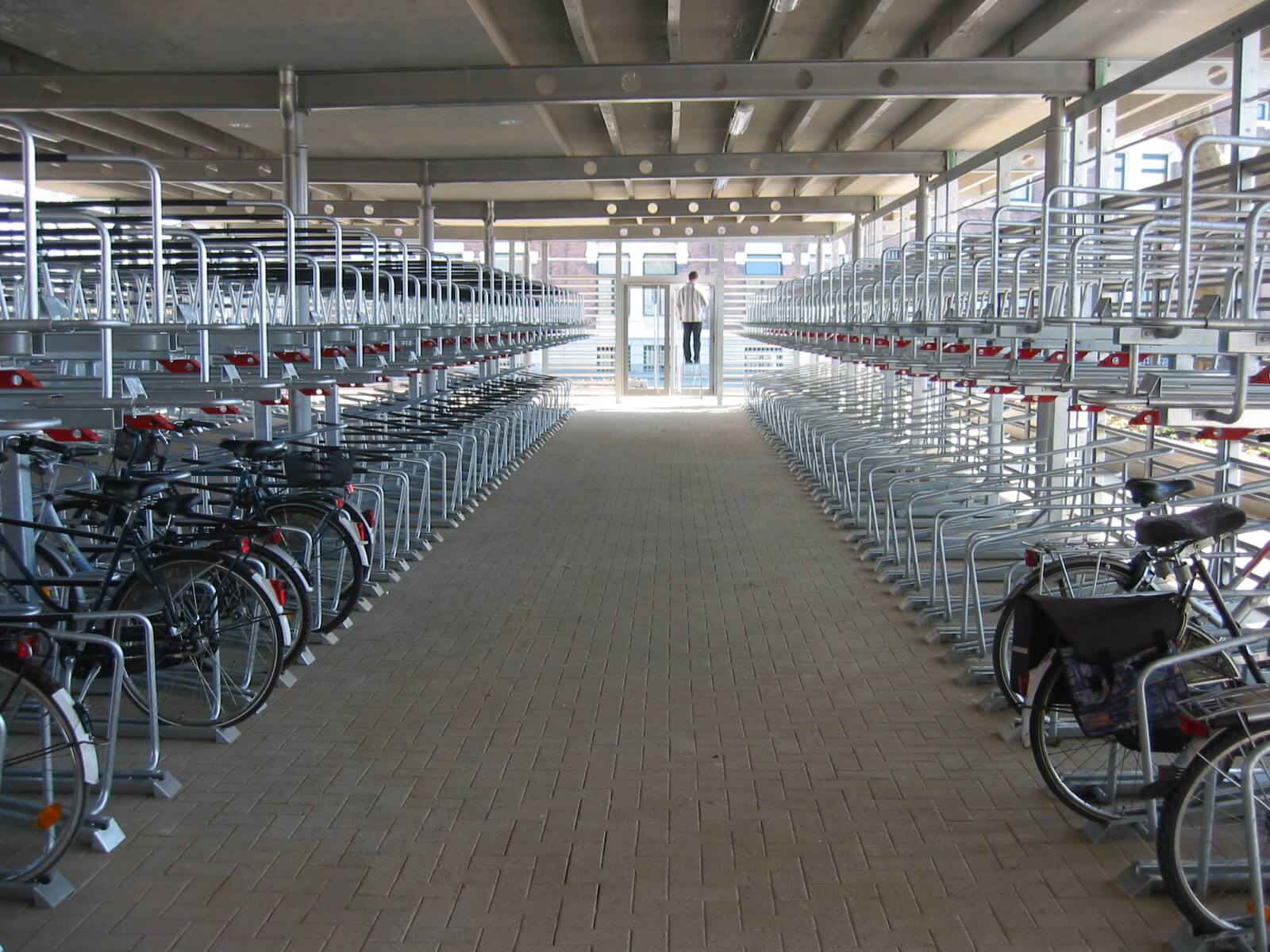Fahrradständer DOPPELSTOCKPARKER Fahrradständer & Fahrradparker - DOPPELSTOCKPARKER