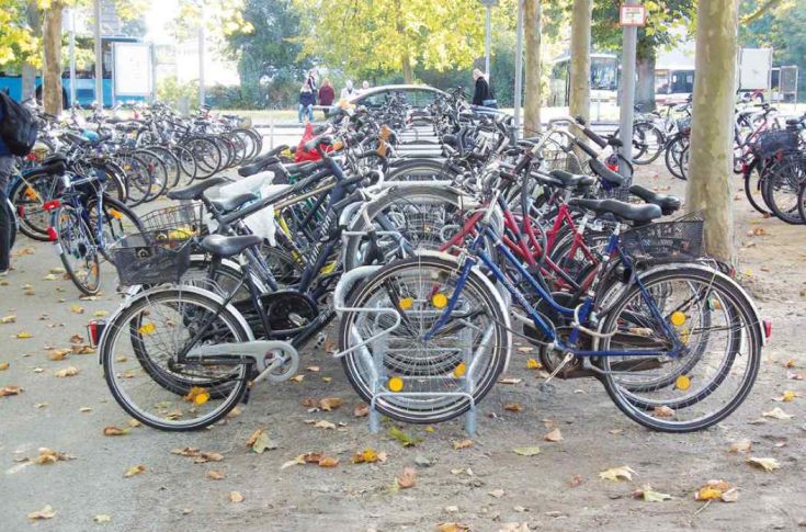 BETA-tiefergelegt Fahrradanlehnbügel BETA-tiefergelegt