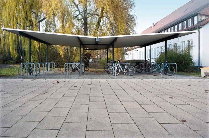 MAXDA MAXDA Fahrradüberdachung – Großflächiger Schutz mit stabiler Bauweise und wirtschaftlicher Effizienz