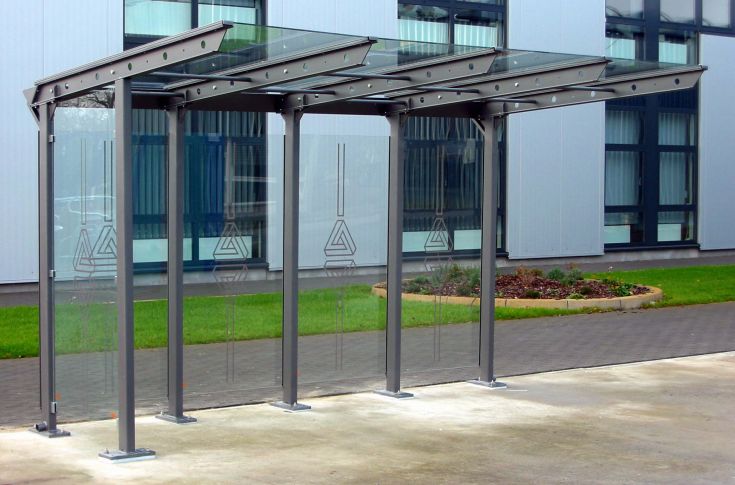 QUATTURA QUATTURA Freiflächenüberdachung – Ästhetische und wetterfeste Überdachungslösung